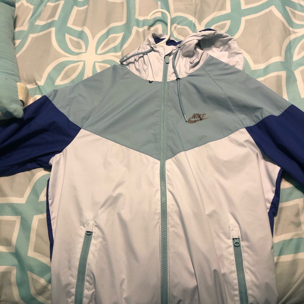 Nike windbreaker